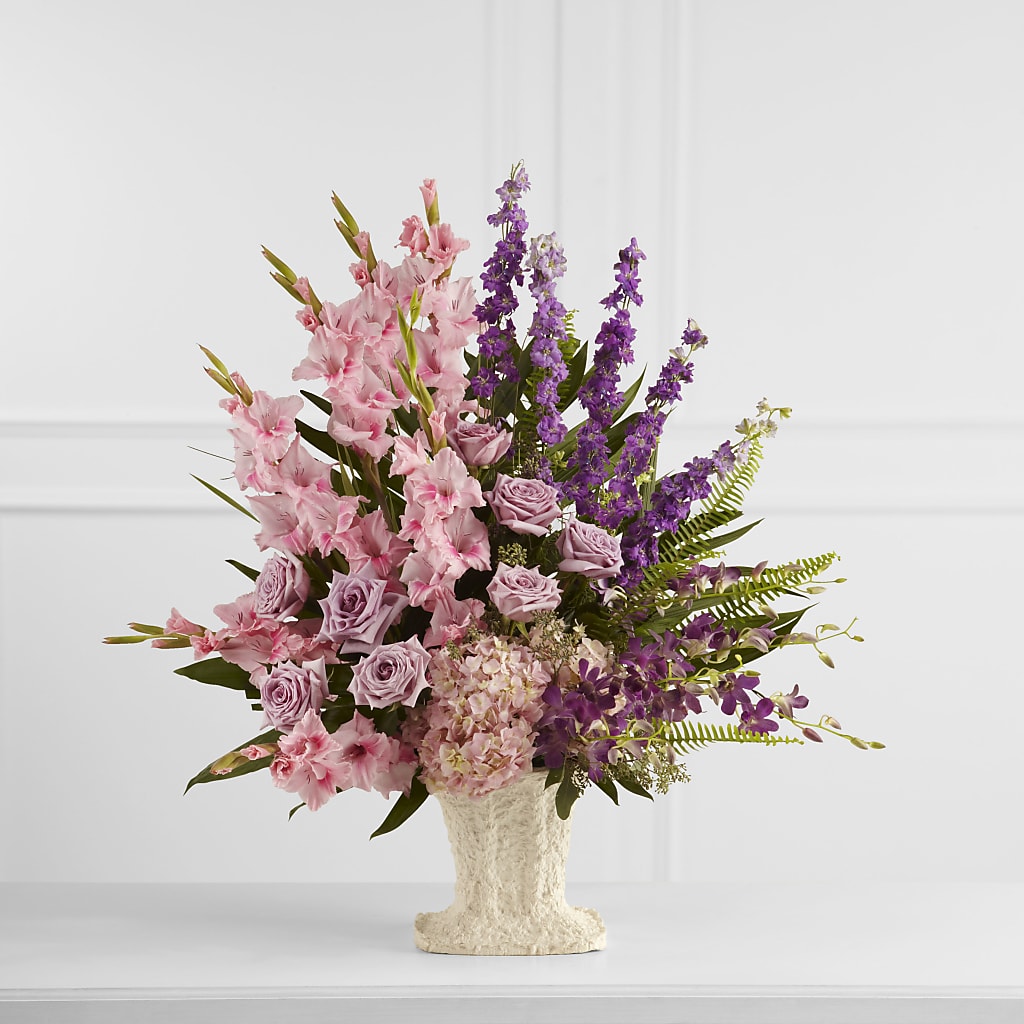 Flowing Garden Arrangement – White Eagle Flowers, Chicago IL