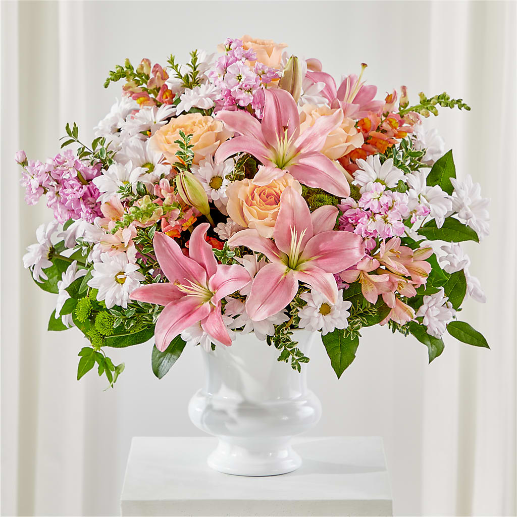 Heartfelt Gesture Urn Arrangement – White Eagle Flowers, Chicago IL