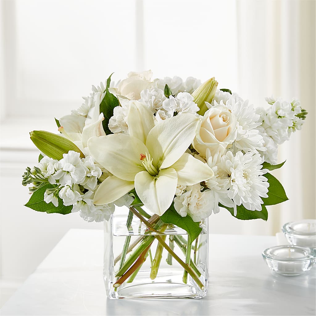 Gentle Breeze Bouquet – White Eagle Flowers, Chicago IL