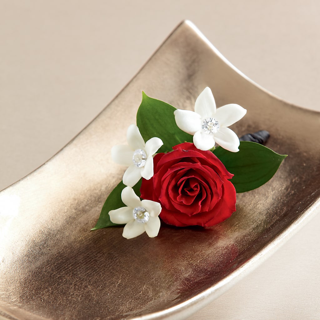 Poetry Boutonniere – White Eagle Flowers, Chicago IL