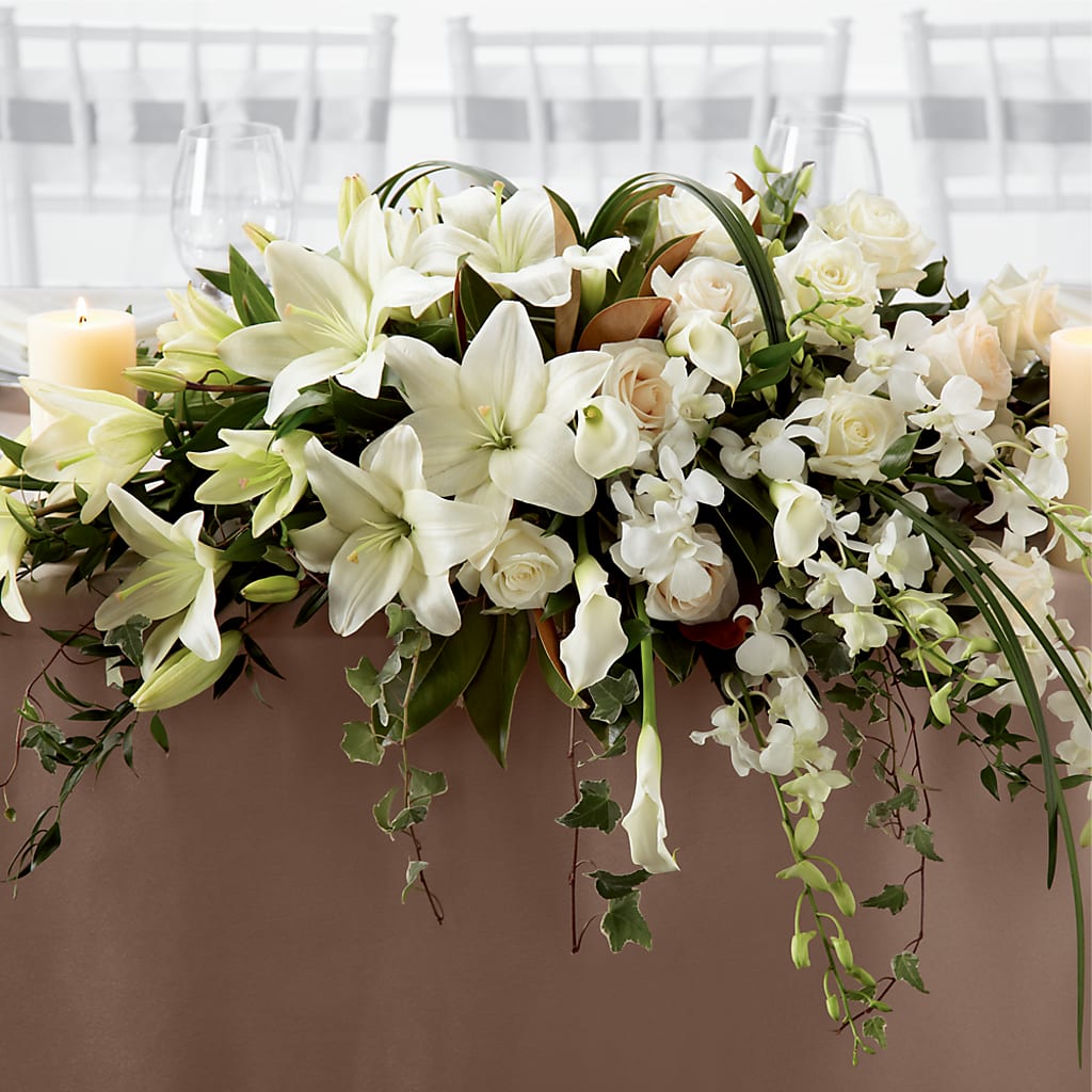 White Linen Arrangement – White Eagle Flowers, Chicago IL