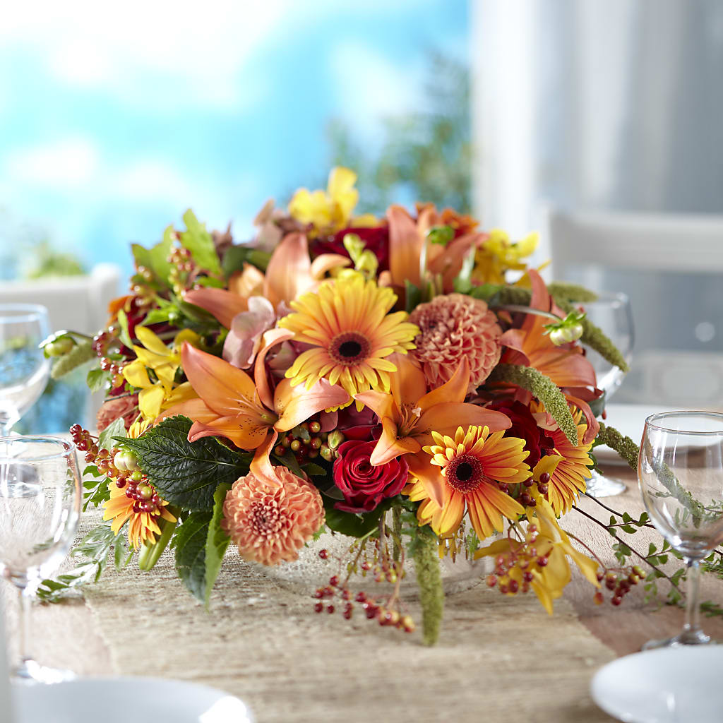 One and Only Centerpiece – White Eagle Flowers, Chicago IL