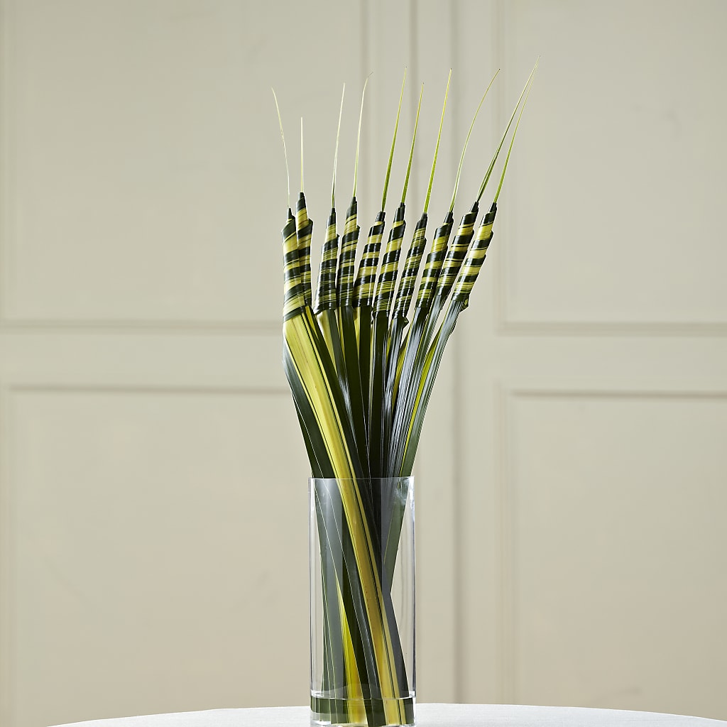 Twisted Hala Bouquet – White Eagle Flowers, Chicago IL
