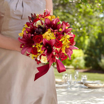 Sunningdale Bouquet –  White Eagle Flowers, Chicago IL